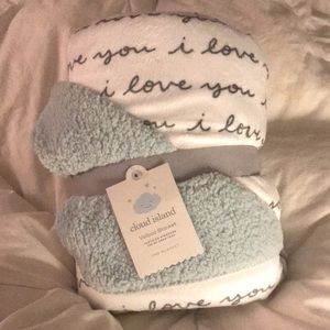 NWT-Baby ‘I Love You’ blanket